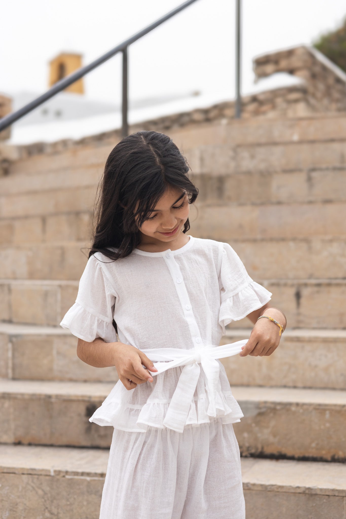 YUNA | Blouse with Buttons and Tie