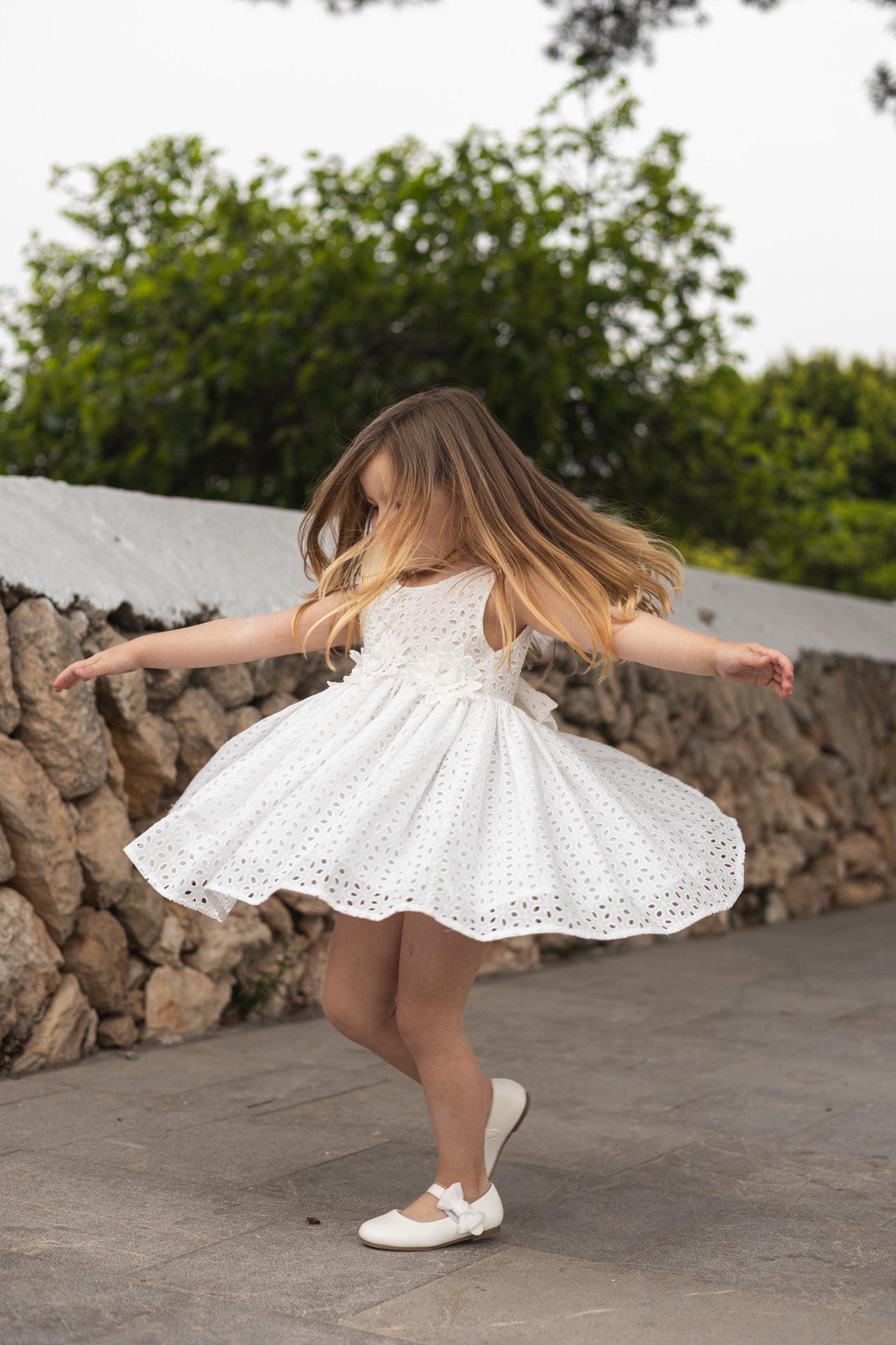 NARA STRAIGHT | Minimal Short Dress 3D Flowers